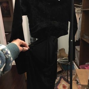 Sexy velvet black dress perfect for thanksgiving